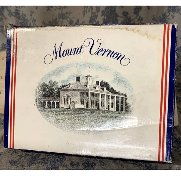 VTG Avon Boxed Set of Mt Vernon Plate and 2 Hostess Soaps - Picture 2 of 13